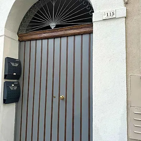 B&B La Primavera Di Stabia 카스텔라마레디스타비아